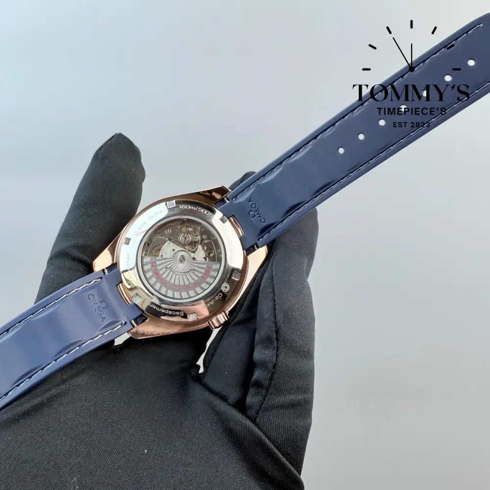 AAA+ Aqua Terra, 41mm Blue Motif Dial-Blue Rubber Strap (Gold Bezel) - Image 4