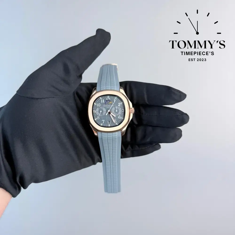 AAA+ Aquanaut Luce Annual Calendar, 40mm Blue Gray Dial-Rubber Strap (Rose Gold Bezel)