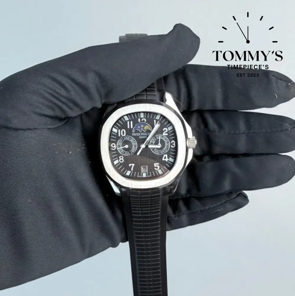 AAA+ Aquanaut Luce Annual Calendar Black Dial 40mm Rubber Strap