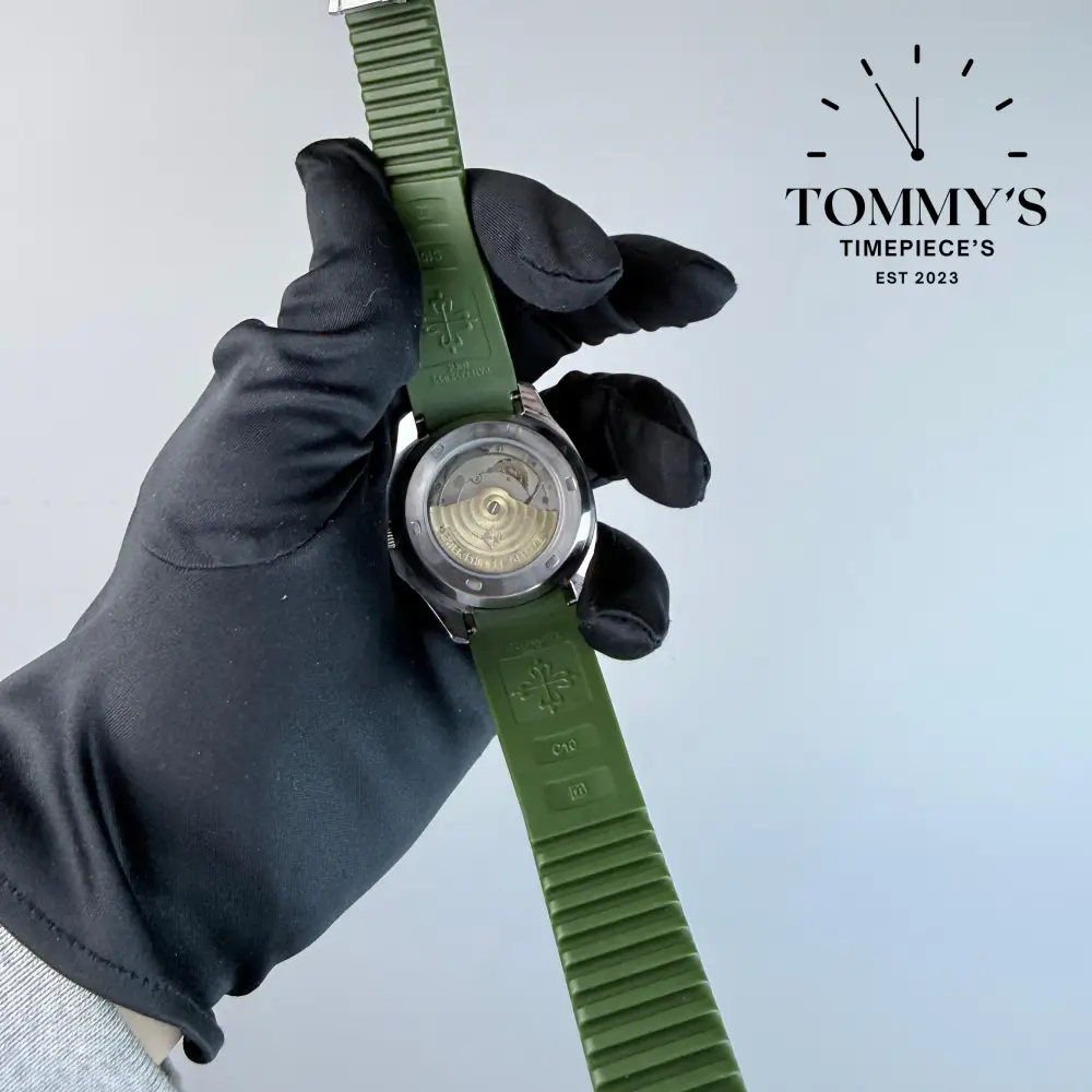 AAA+ Aquanaut Luce Annual Calendar Green Dial 40mm Rubber Strap - Image 4
