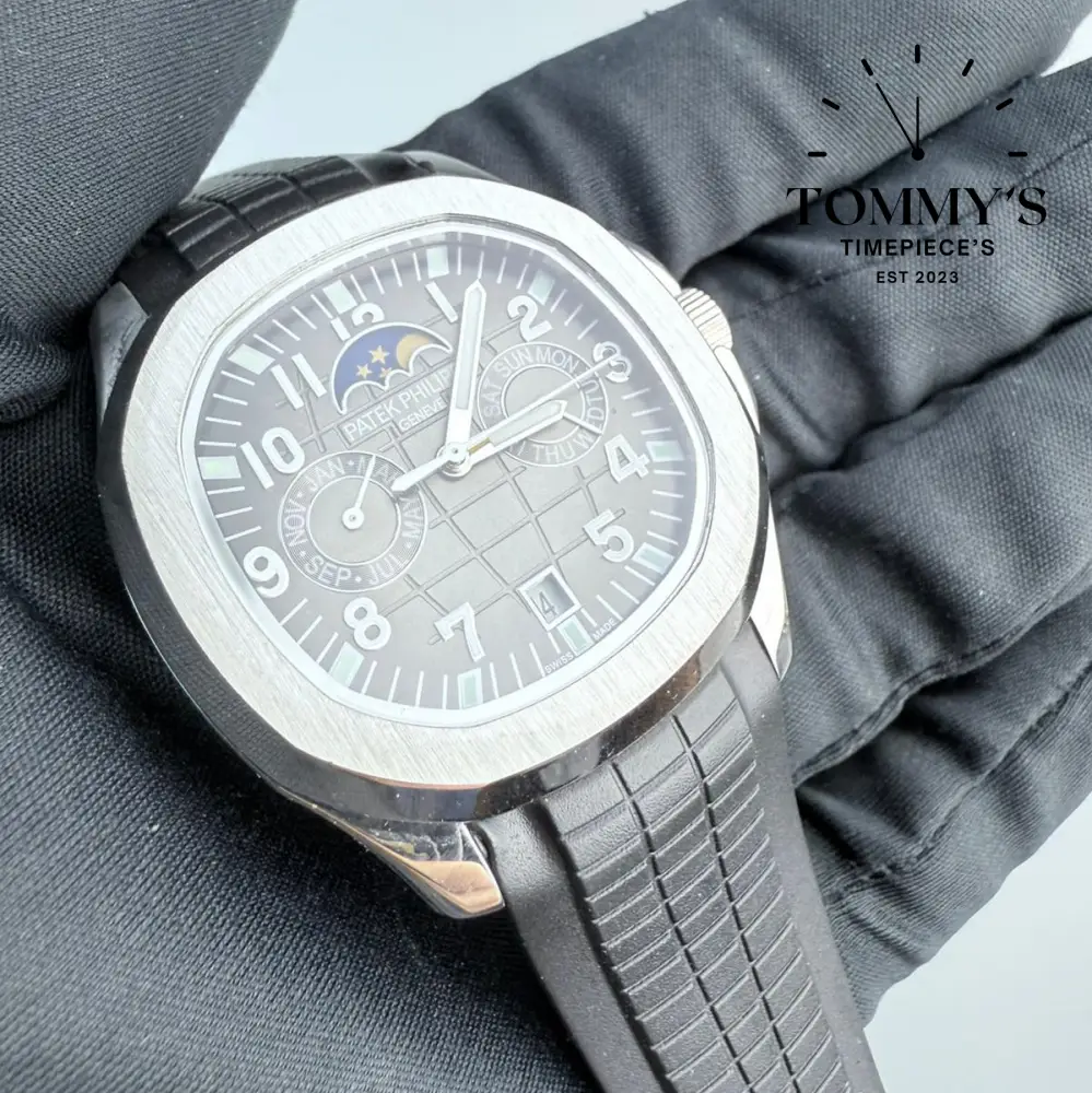AAA+ Aquanaut Luce Annual Calendar Grey Dial 40mm Rubber Strap - Image 2