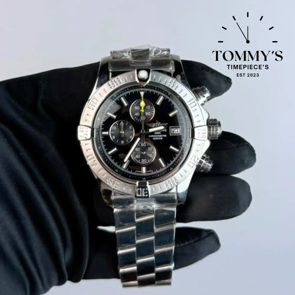 AAA+ Avenger Chronograph 45, Black Dial - Stainless Steel