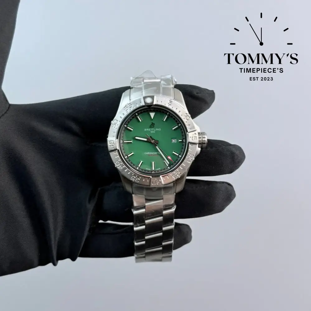 AAA+ Avenger, 42mm Green Dial-Solid Stainless Steel Bracelet (Silver Bezel)