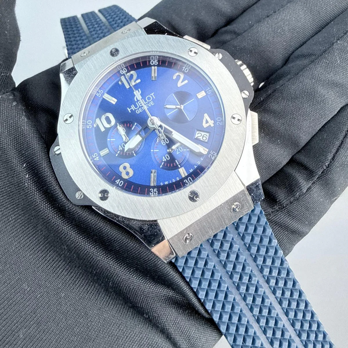 AAA+ Big Bang Original Steel Blue, 44mm Blue Dial-Blue Rubber Strap (Silver-Tone Metallic Bezel) - Image 2