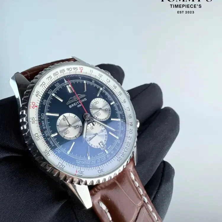 AAA+ Navitimer B01 Chronograph, 43mm Blue Dial - Leather Strap (Stainless Steel) - Image 2