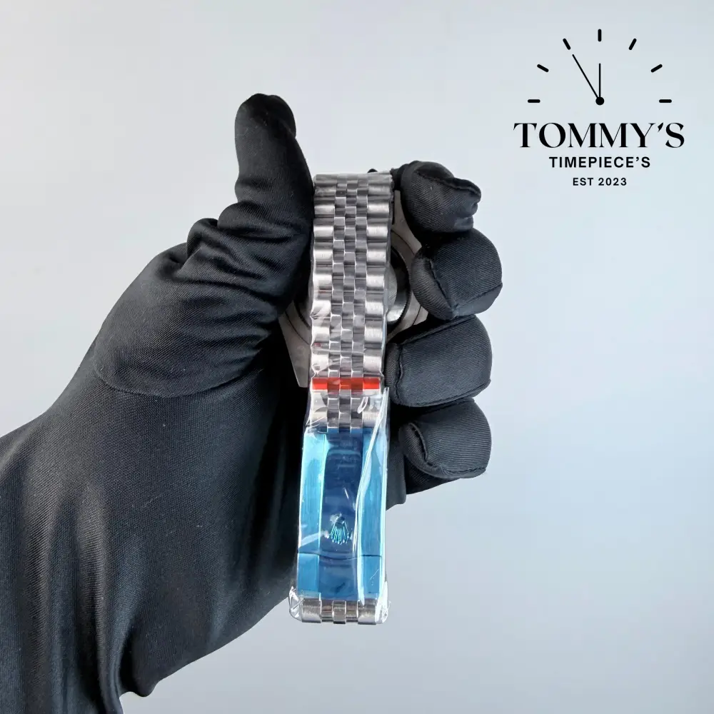 AAA+ Datejust (126334), 41mm Blue Roman Dial-Jubilee Bracelet (Fluted Bezel) - Image 4