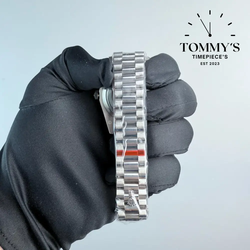 AAA+ Day Date, (228206) 40mm Ice Blue Dial-Presidential Bracelet (Smooth Bezel) - Image 4