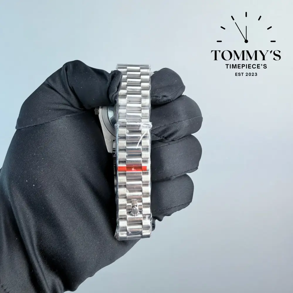 AAA+ Day Date, (228239-0046 ) 40mm White Dial-Presidential Bracelet (Fluted Bezel) - Image 3