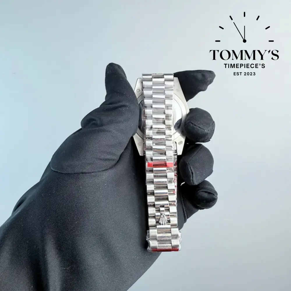 AAA+ Day Date, (M128399TBR-0029) 40mm Pink Dial-Presidential Bracelet (Diamond Bezel) - Image 3