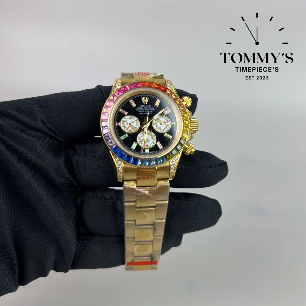 AAA+ Daytona Rainbow, (116598RBOW) 40mm Black Dial-Oyster Bracelet (Rainbow Sapphire Bezel)