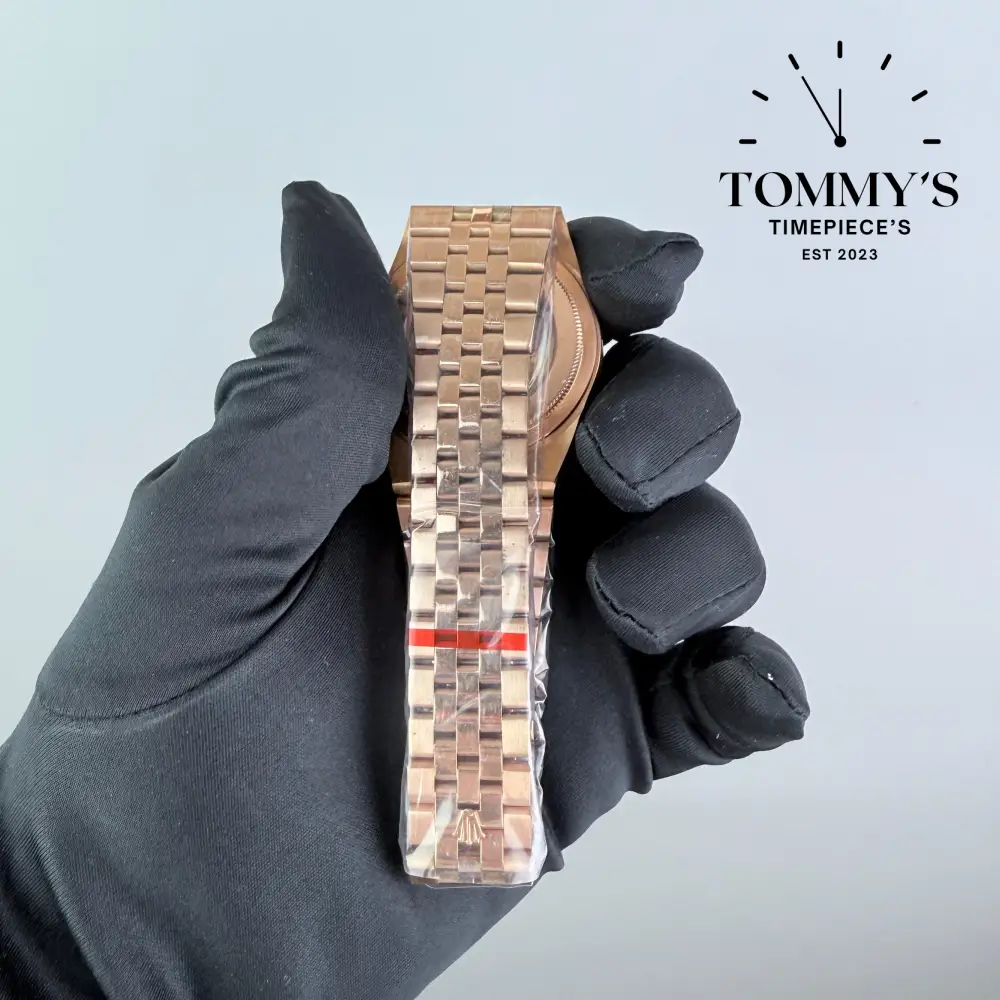 AAA+ Land Dweller, (127285TBR) 40mm White Dial-Flat Jubilee Bracelet (Diamond Bezel) - Image 4