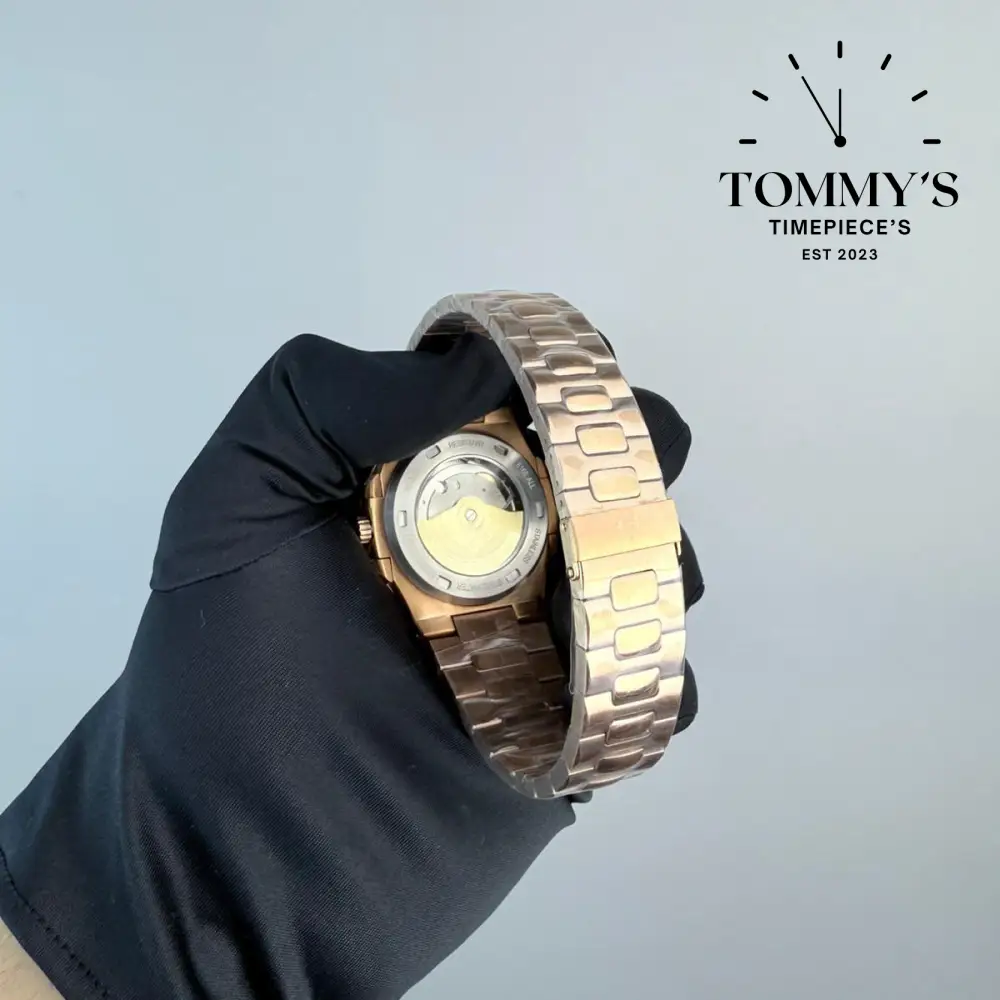 AAA+ Nautilus 5711/1R-001 41mm Brown Dial - Image 4