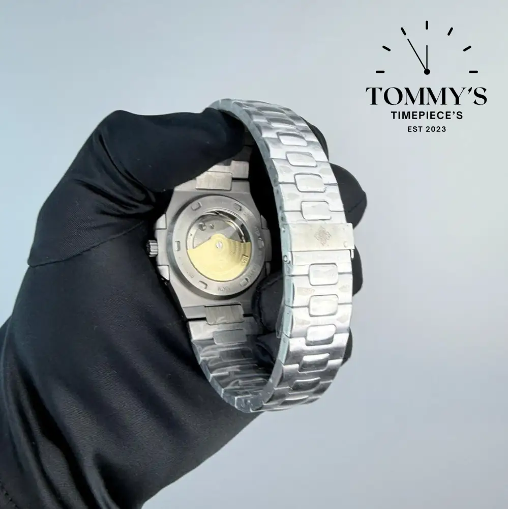 AAA+ Nautilus 57111A-010 41mm Grey Dial - Image 4