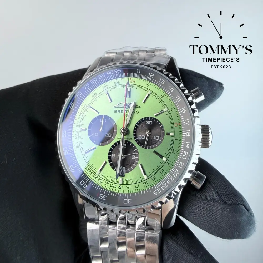 AAA+ Navitimer B01 Chronograph 43mm, Green Dial - Stainless Steel - Image 2