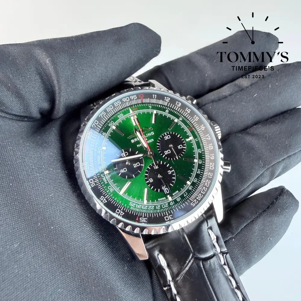 AAA+ Navitimer B01 Chronograph 46mm, Green Dial - Leather Strap (Stainless Steel) - Image 2