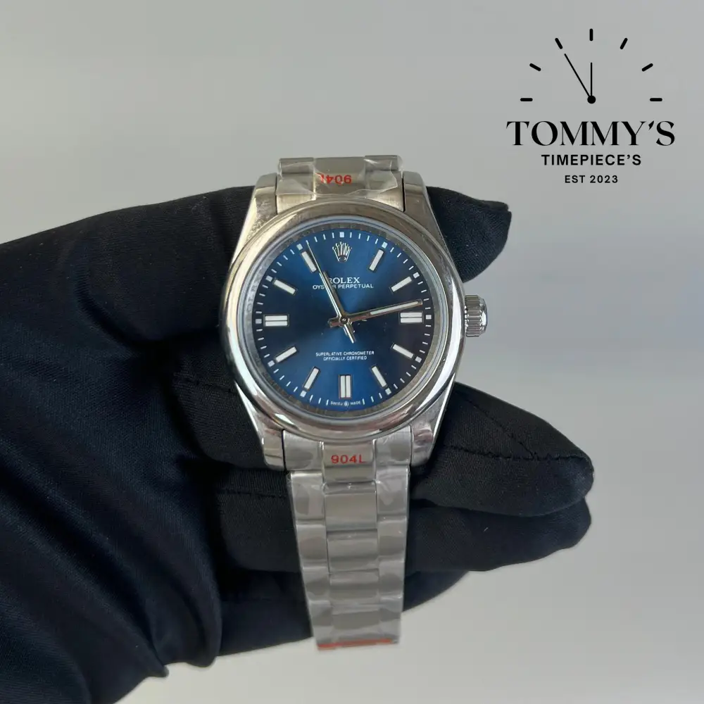 AAA+ Oyster Perpetual, (124300) 41mm Blue Dial-Oyster Bracelet (Smooth Domed Bezel)