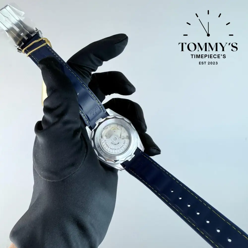 AAA+ Seamaster Aqua Terra 150M Co-Axial Master Chronometer, 43mm Blue Dial-Rubber Strap (Silver Bezel) - Image 4