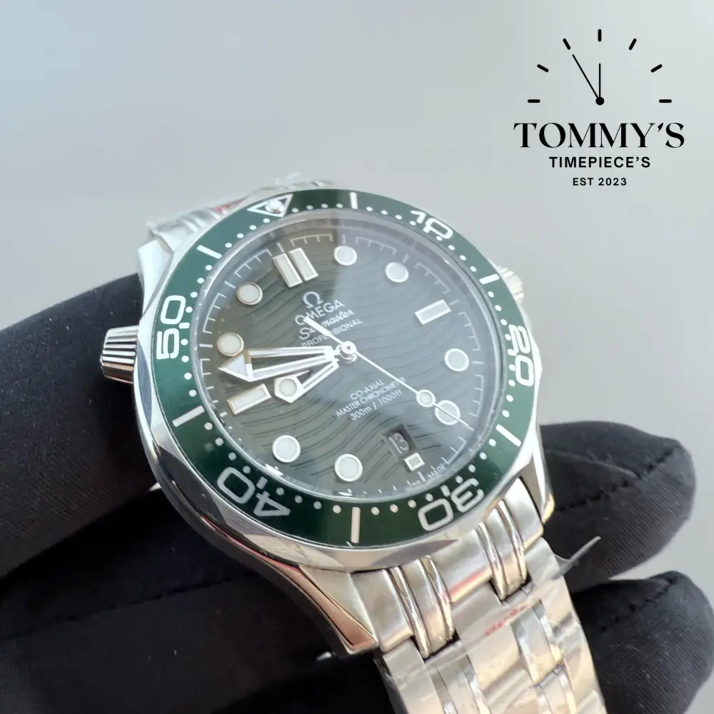 AAA+ Seamaster Diver 300M, 42mm Green Dial-Steel Bracelet (Green Ceramic Bezel) - Image 2