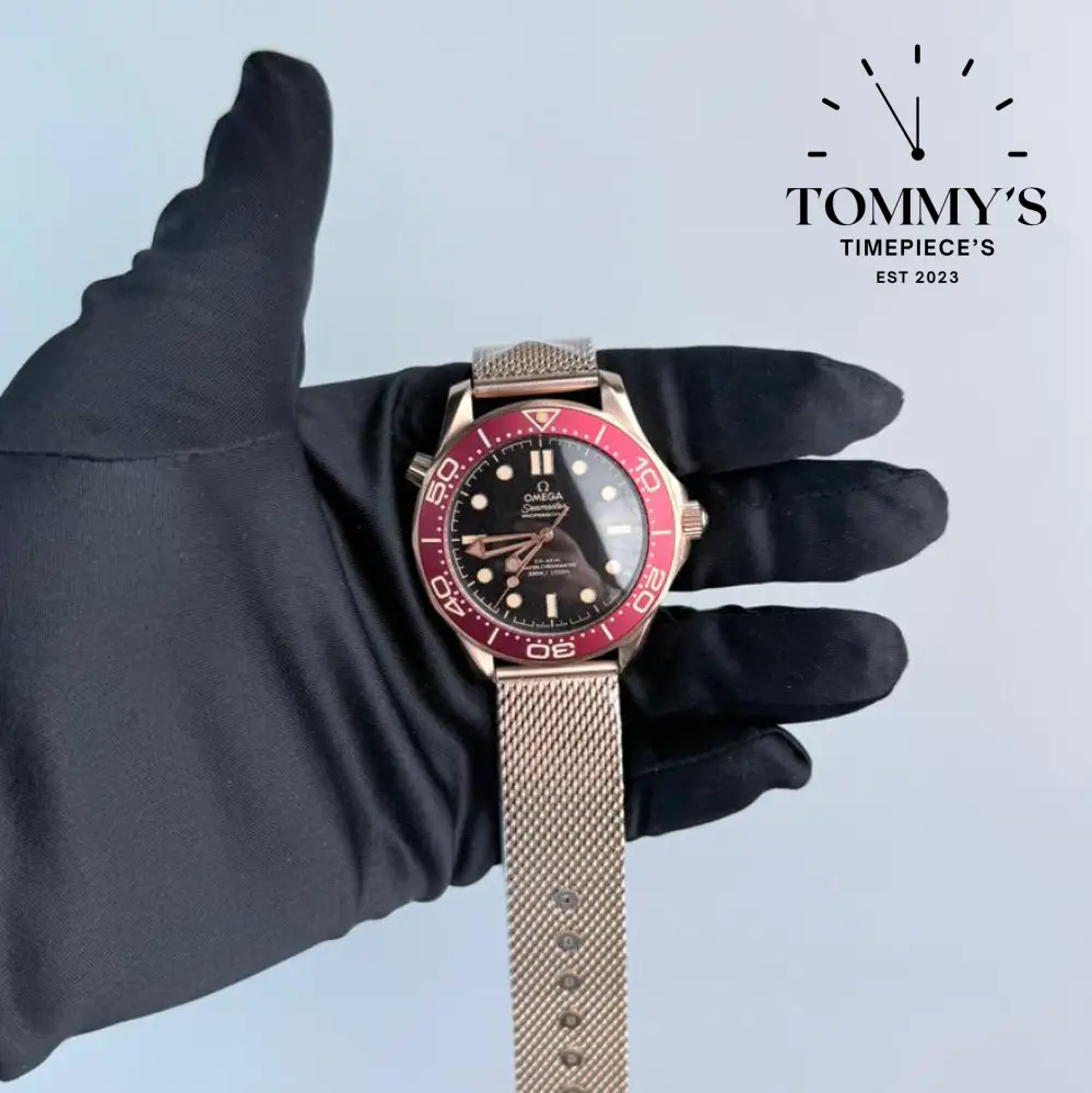 AAA+ Seamaster Diver 300M, 42mm Black Dial-Mesh Bracelet (Red Bezel)