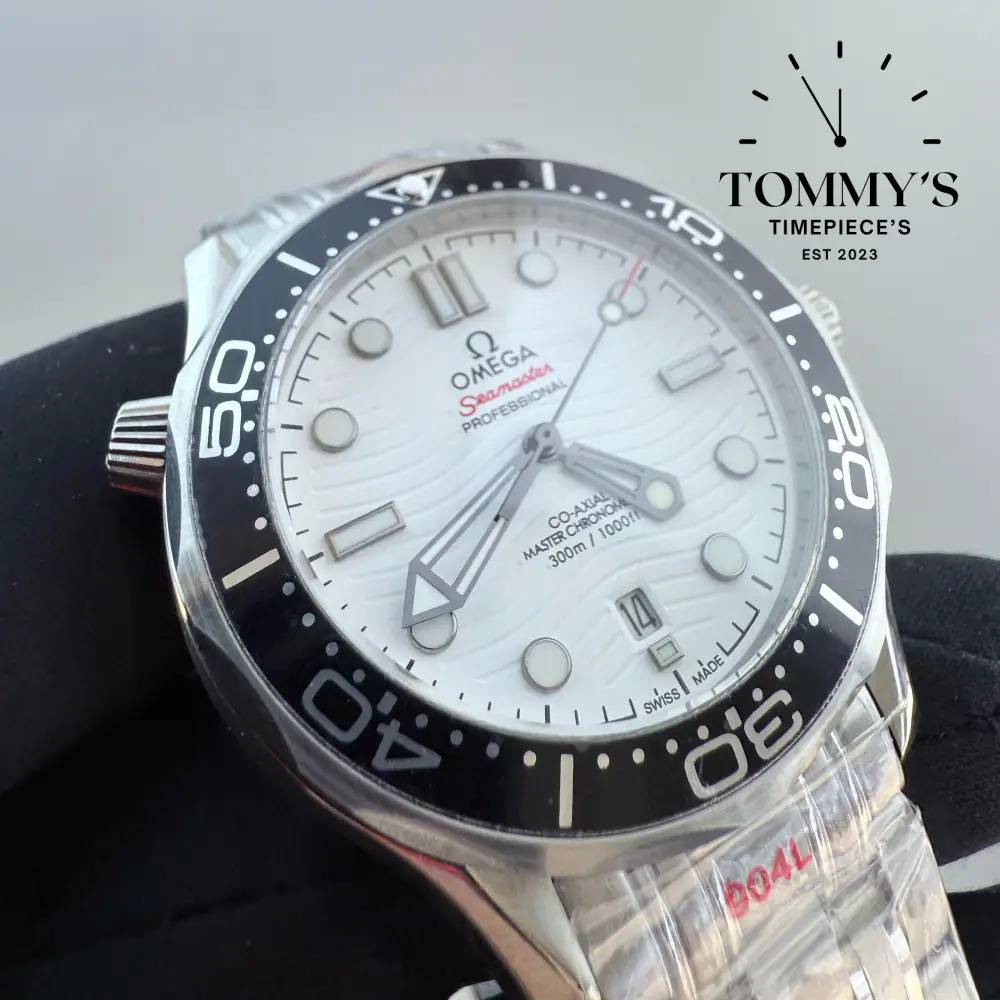 AAA+ Seamaster Diver 300M, 42mm White Dial-Solid Stainless Steel Bracelet (Black Ceramic Bezel) - Image 2