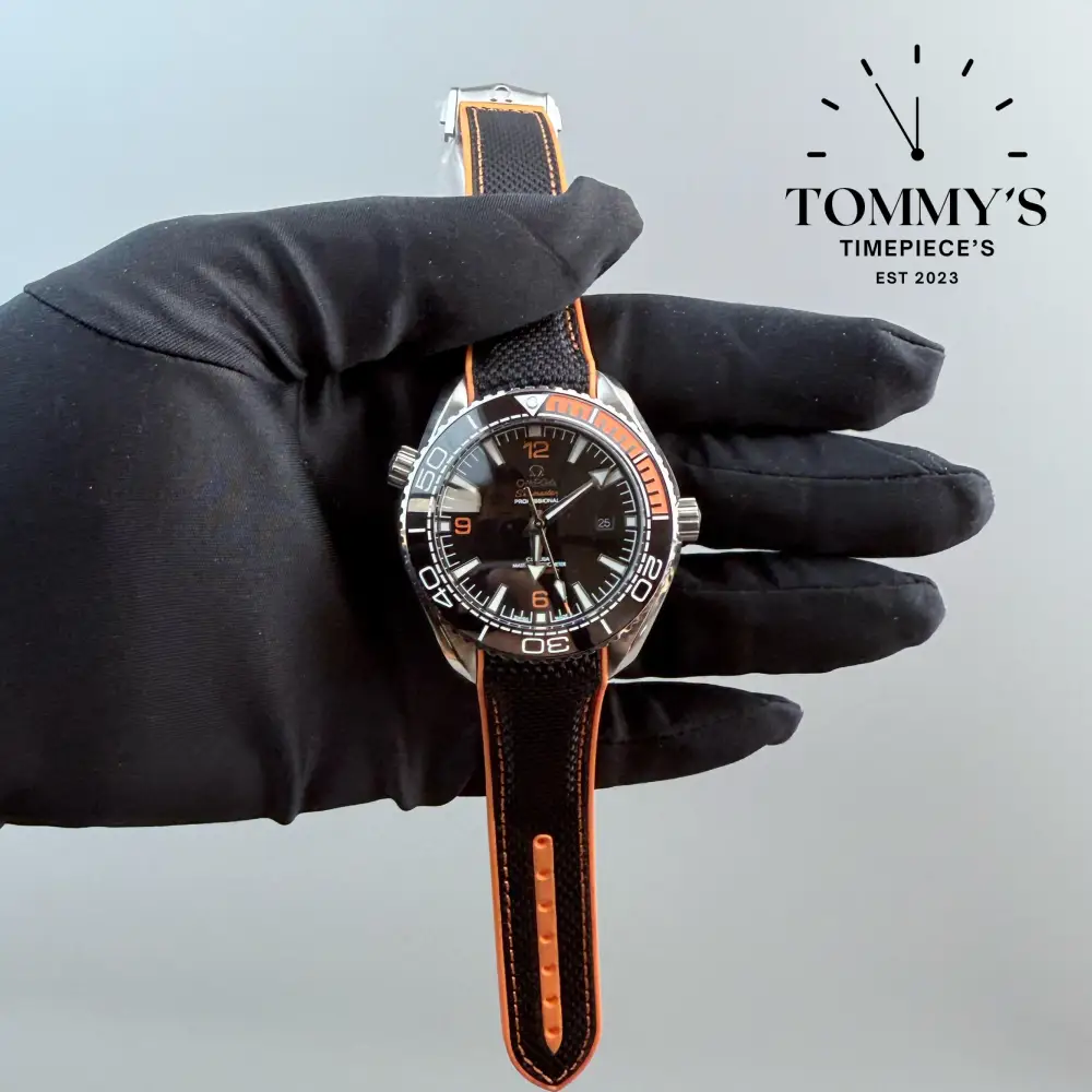 AAA+ Seamaster Planet Ocean, 43.5mm Black Dial-Black Orange Rubber Strap (Black Orange Bezel)