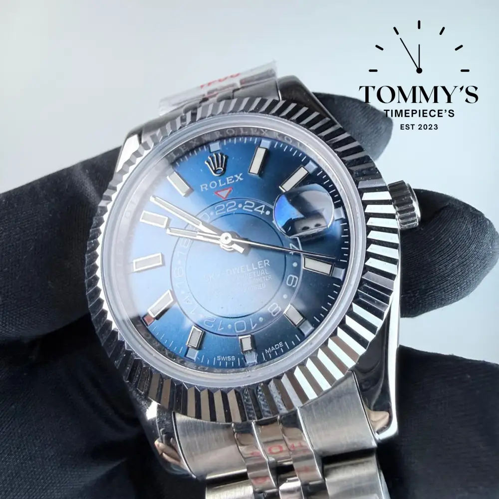 AAA+ Skydweller (326934) 42mm Blue Dial- Jubilee Bracelet (Fluted Bezel) - Image 2