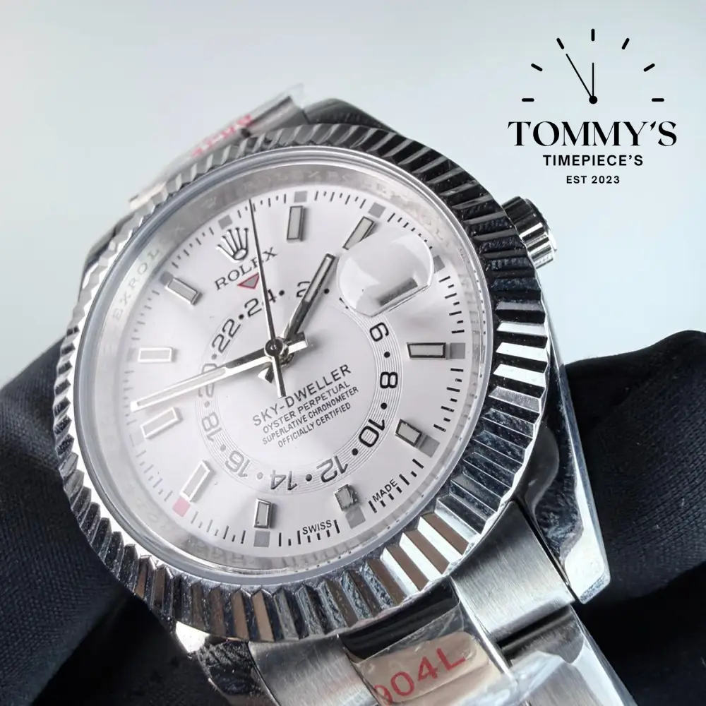 AAA+ Skydweller (326934) 42mm White Dial- Oyster Bracelet (Fluted Bezel) - Image 2
