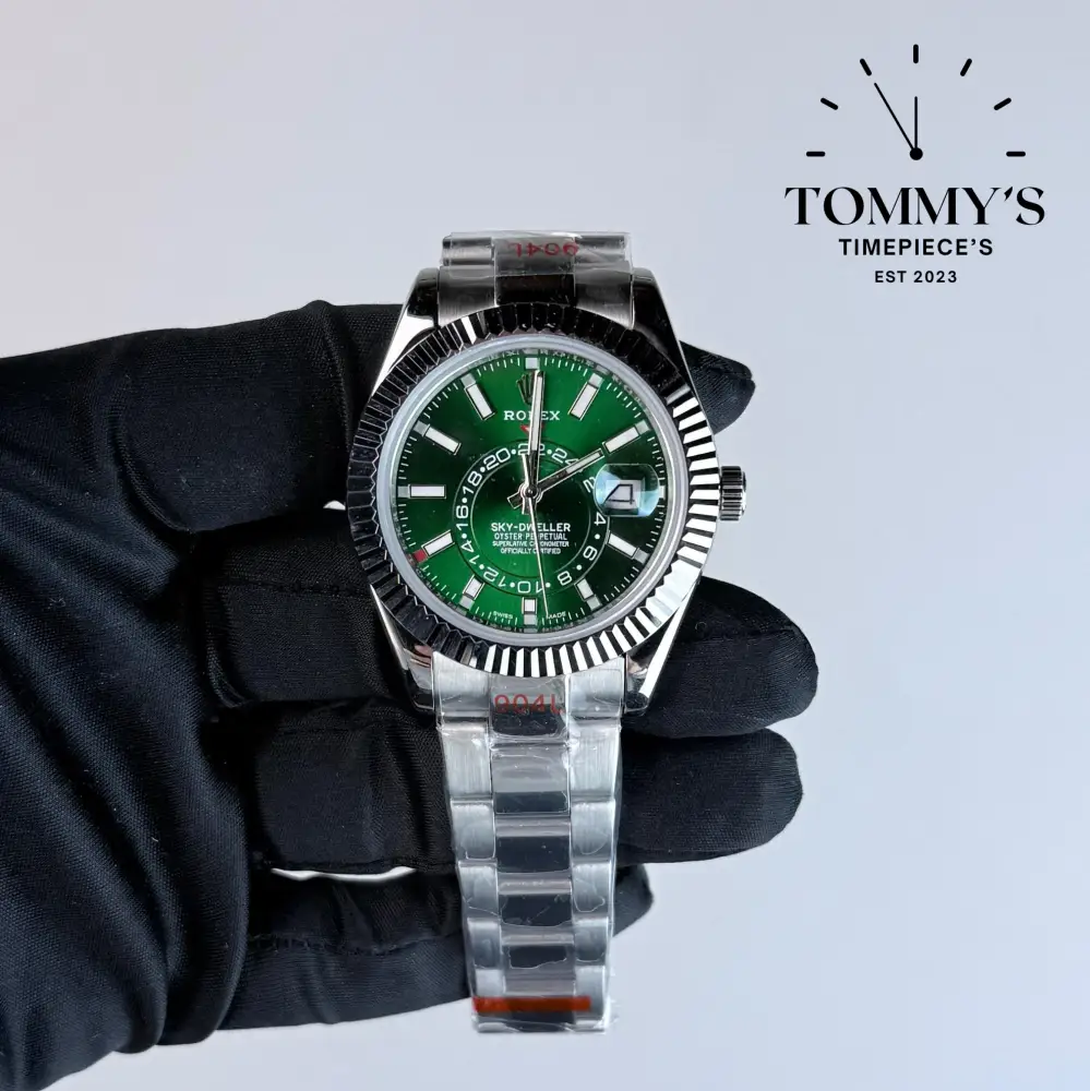 AAA+ Skydweller (336934) 42mm Green Dial-Oyster Bracelet (Fluted Bezel)