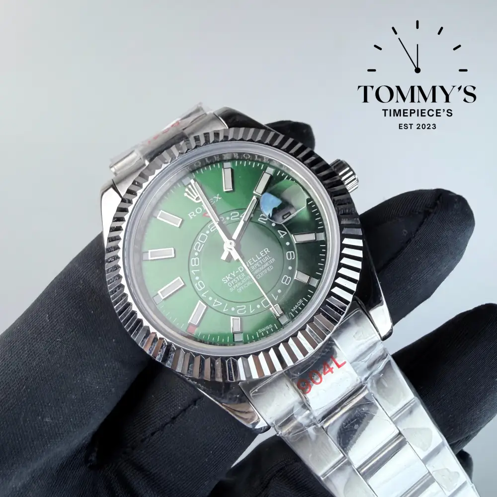 AAA+ Skydweller (336934) 42mm Green Dial-Oyster Bracelet (Fluted Bezel) - Image 2