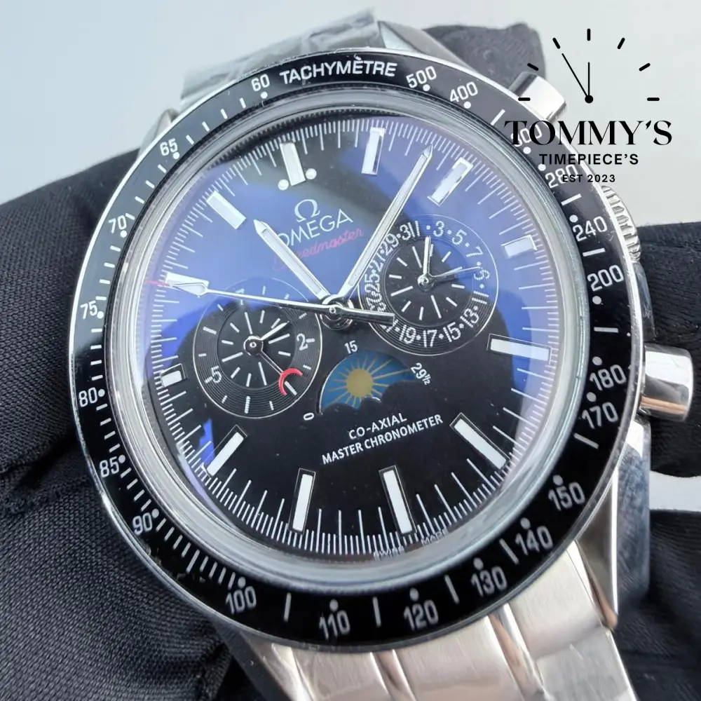 AAA+ Speedmaster Moonphase Master Chronometer, 44.25mm Black Dial-Stainless Steel bracelet (Black Bezel) - Image 2