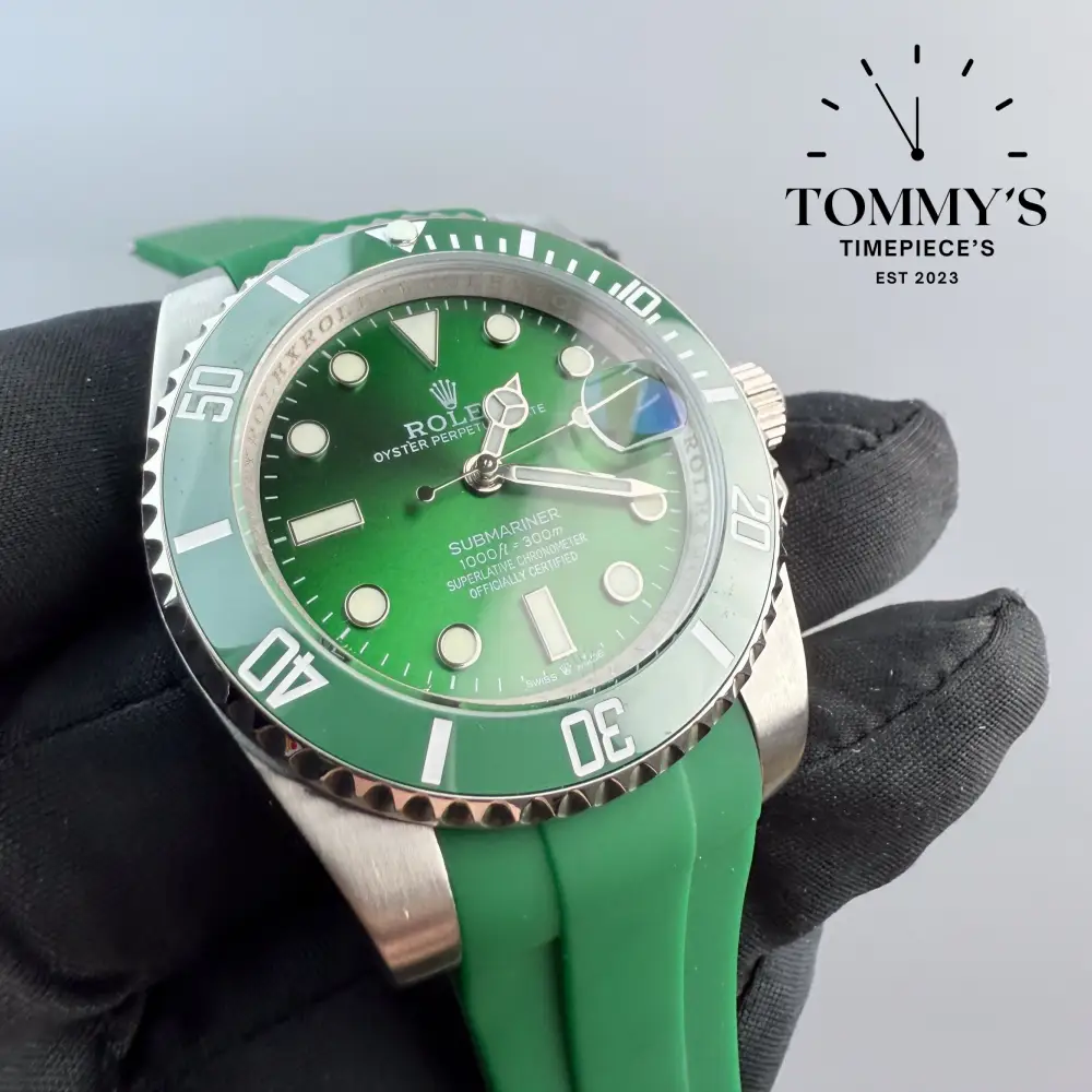 AAA+ Submariner Hulk, (116610LV) 40mm Green Sunburst Dial-Rubber Bracelet (Ceramic Bezel) - Image 2