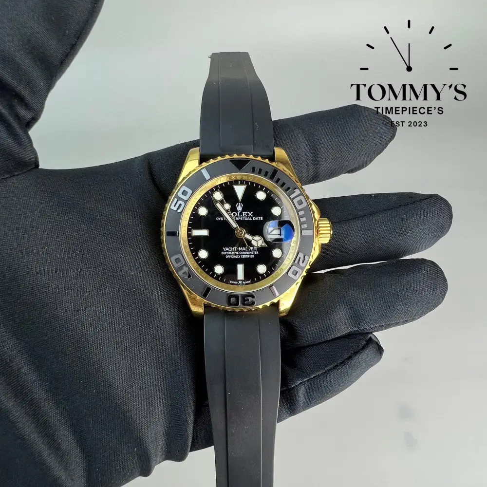 AAA+ Yacht-Master, (226658) 42mm Black Dial-Rubber Strap (Black Gold Bezel)