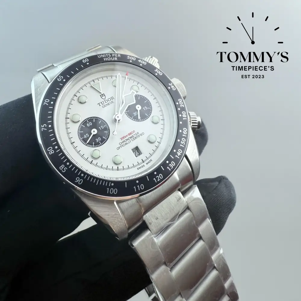 AAA+ Black Bay Chrono, 41mm White Dial-Steel Bracelet (Matt Black Bezel) - Image 2