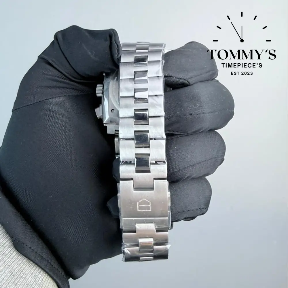 Clone Monaco Chronograph, 39mm Blue Dial-Stainless Steel Bracelet (Silver Bezel) - Image 5