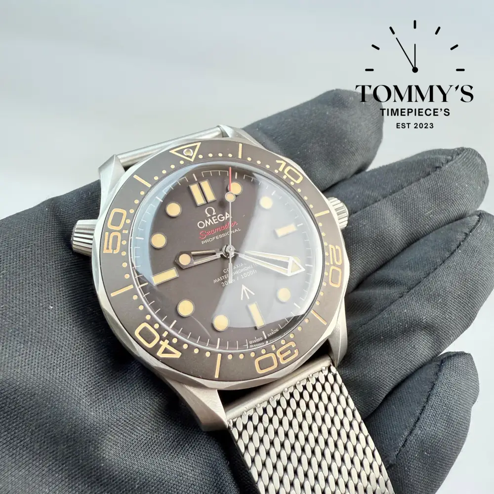 VSF Superclone Seamaster Diver 300M 007 Edition, 42mm Brown Tropical Dial-Titanium Mesh Bracelet (Deep Brown Tropical Aluminum Bezel) - Image 2