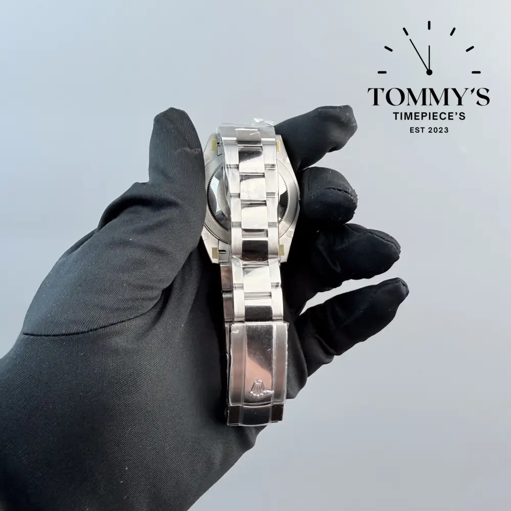 Superclone Datejust 41, (126300) 41mm White Dial-Oyster Bracelet (Smooth Bezel) - Image 4
